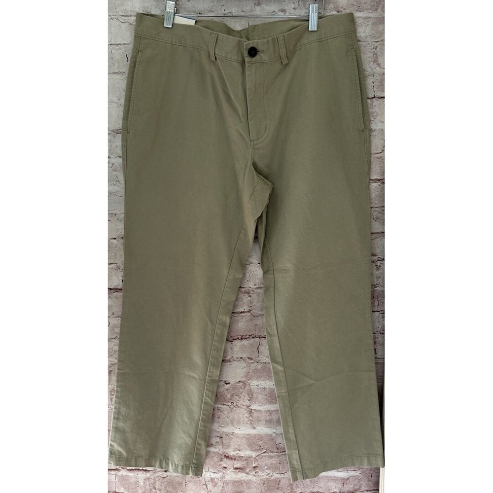 Haggar Pants Mens 36 (37 x 29) Everyday Chino Khaki Cotton Straight Leg NEW